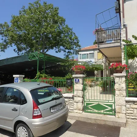 Vilena Affittacamere 3*