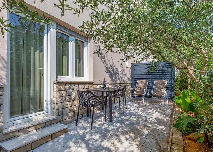 Gostinjska kuća Vilena 3*
