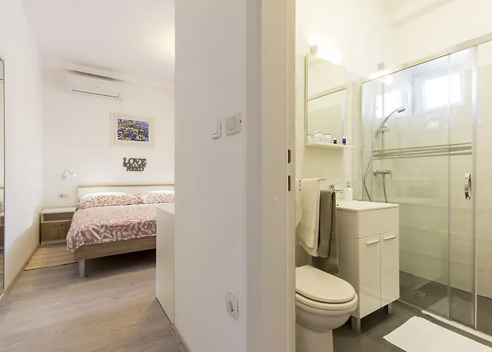 게스트하우스 Vilena 3*